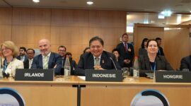 Menteri Koordinator Bidang Perekonomian Airlangga Hartarto mengikuti beberapa sesi utama Pertemuan Tingkat Menteri Organisation for Economic Co-operation and Development (PTM OECD) yang diselenggarakan pada 2-3 Mei 2024 di Paris, Prancis. (Dok. Ekon.go.id)